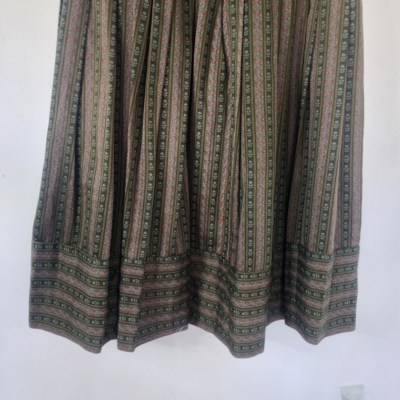 Loden Plankl Austria Cotton Floral Print Pleated Skirt - Picture 3 of 10